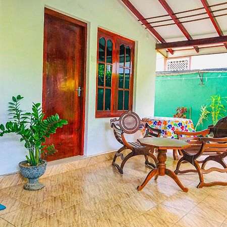 Sahana Sri Villa Bentota Exterior photo