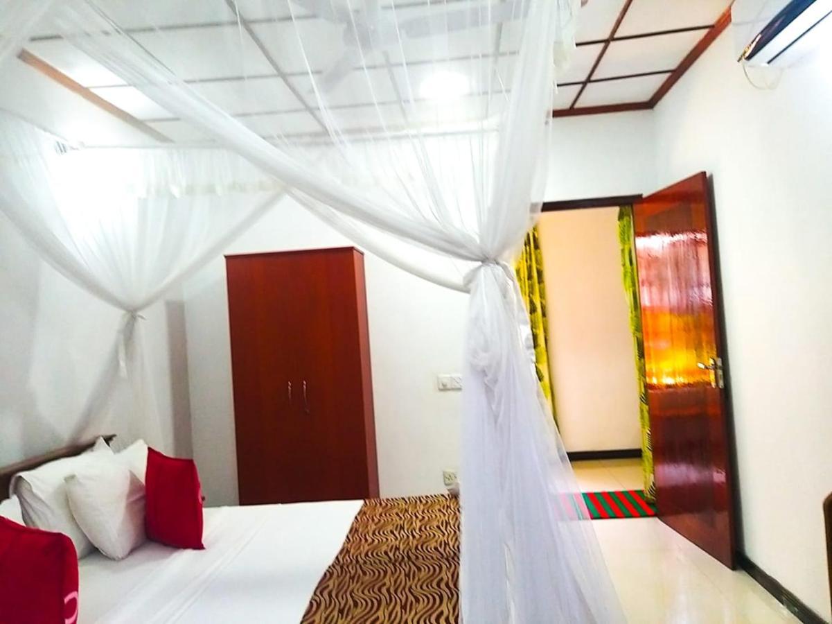 Sahana Sri Villa Bentota Exterior photo