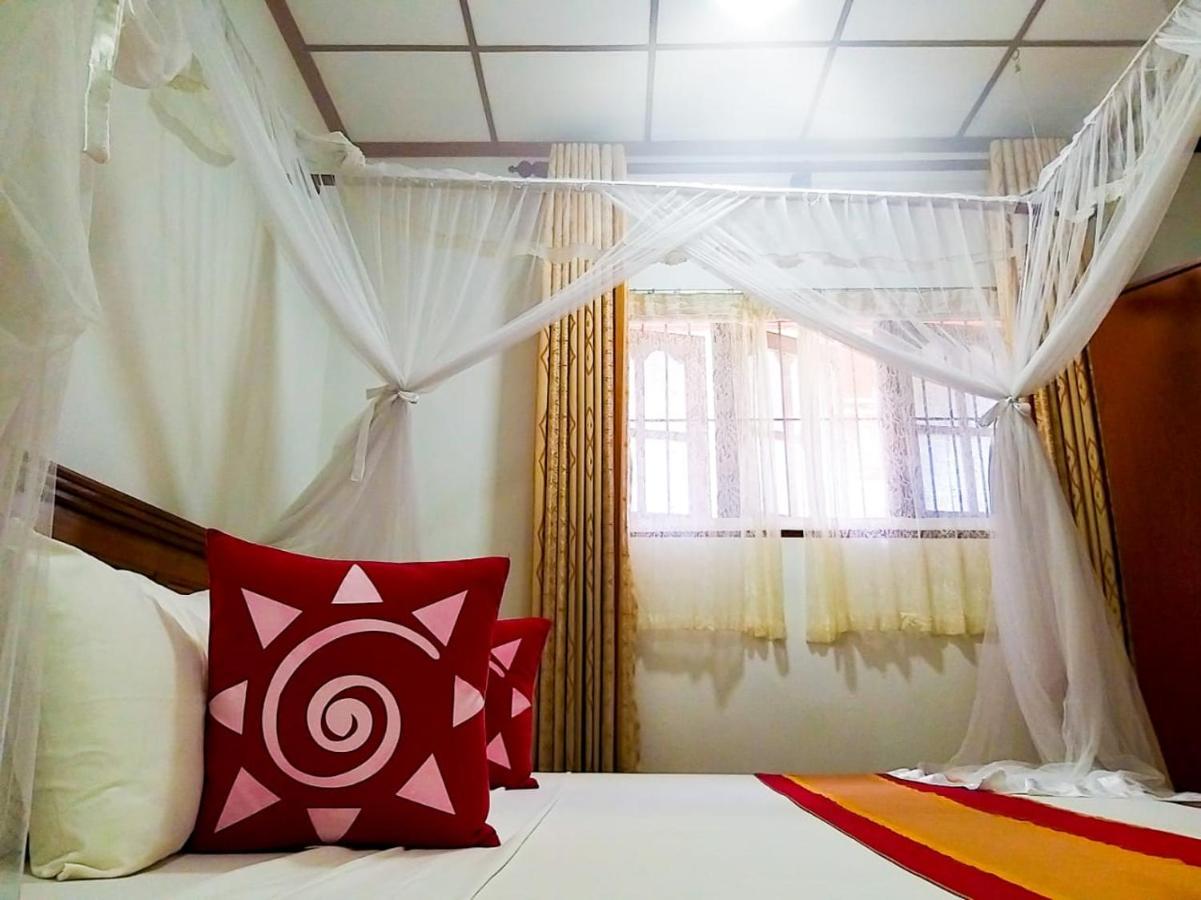 Sahana Sri Villa Bentota Exterior photo